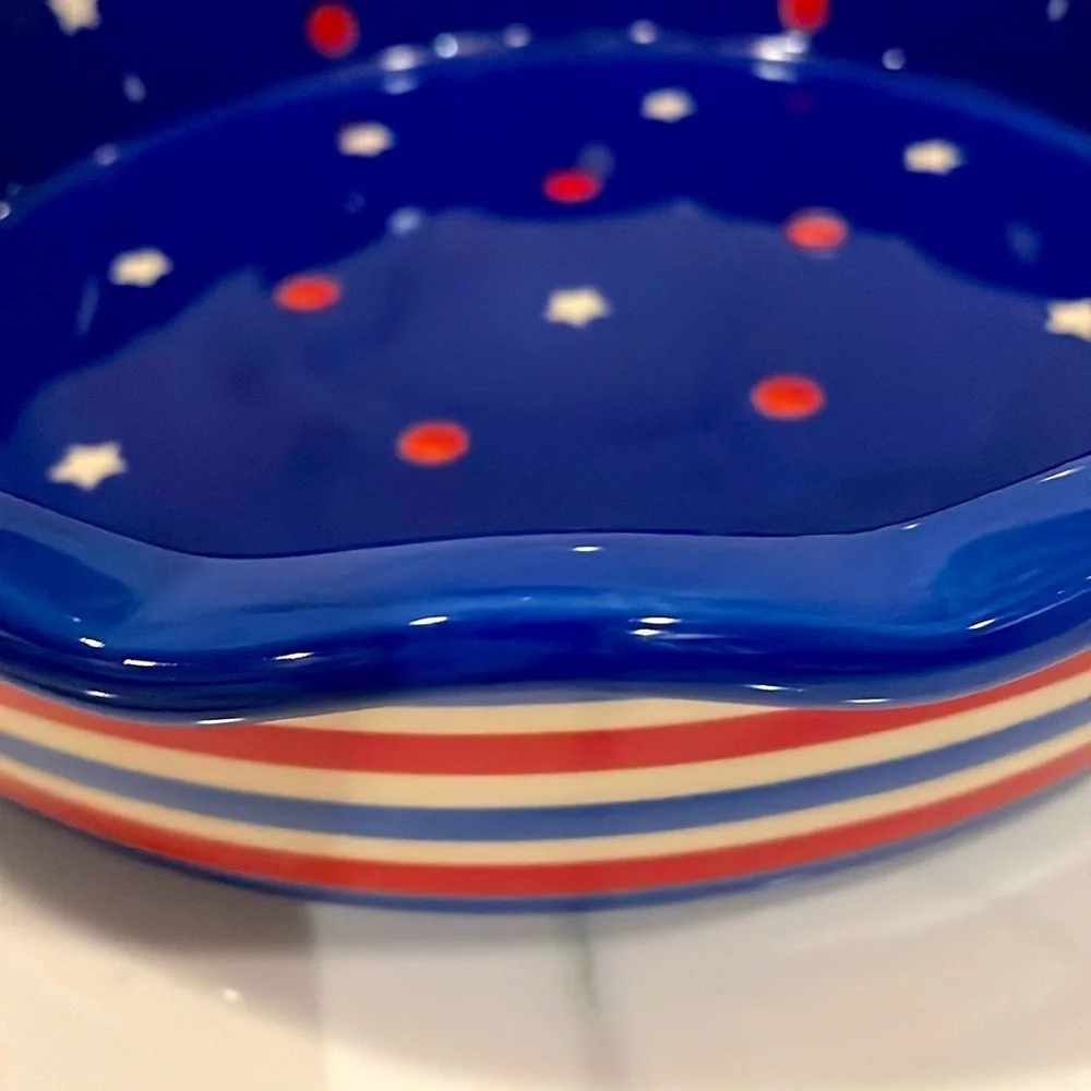 Temptations by Tara Red White and Blue 9'' Fluted Round Baking Pie Quiche Dish